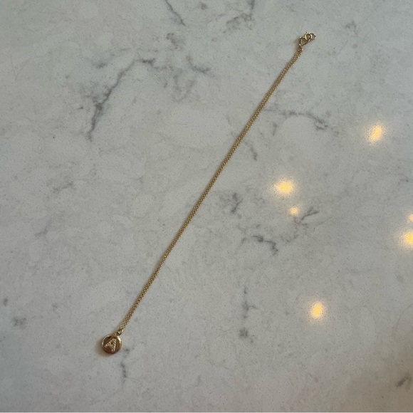 A Initial Disc Pendant Necklace - Gold with Pave Diamonds Letter A - Picture 5 of 5